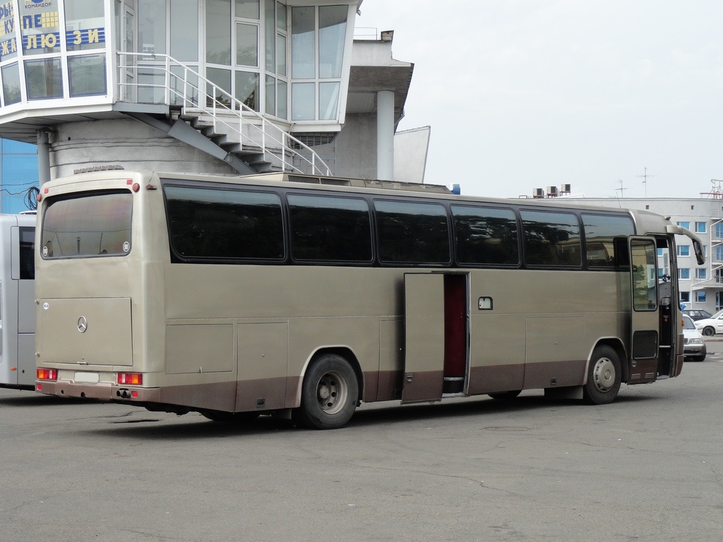 Мерседес О303